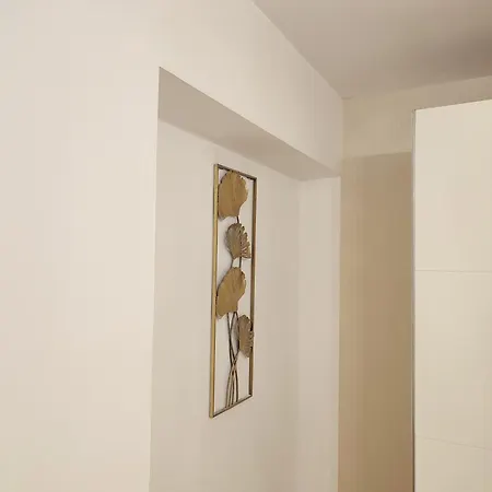 Adin Apartmán *